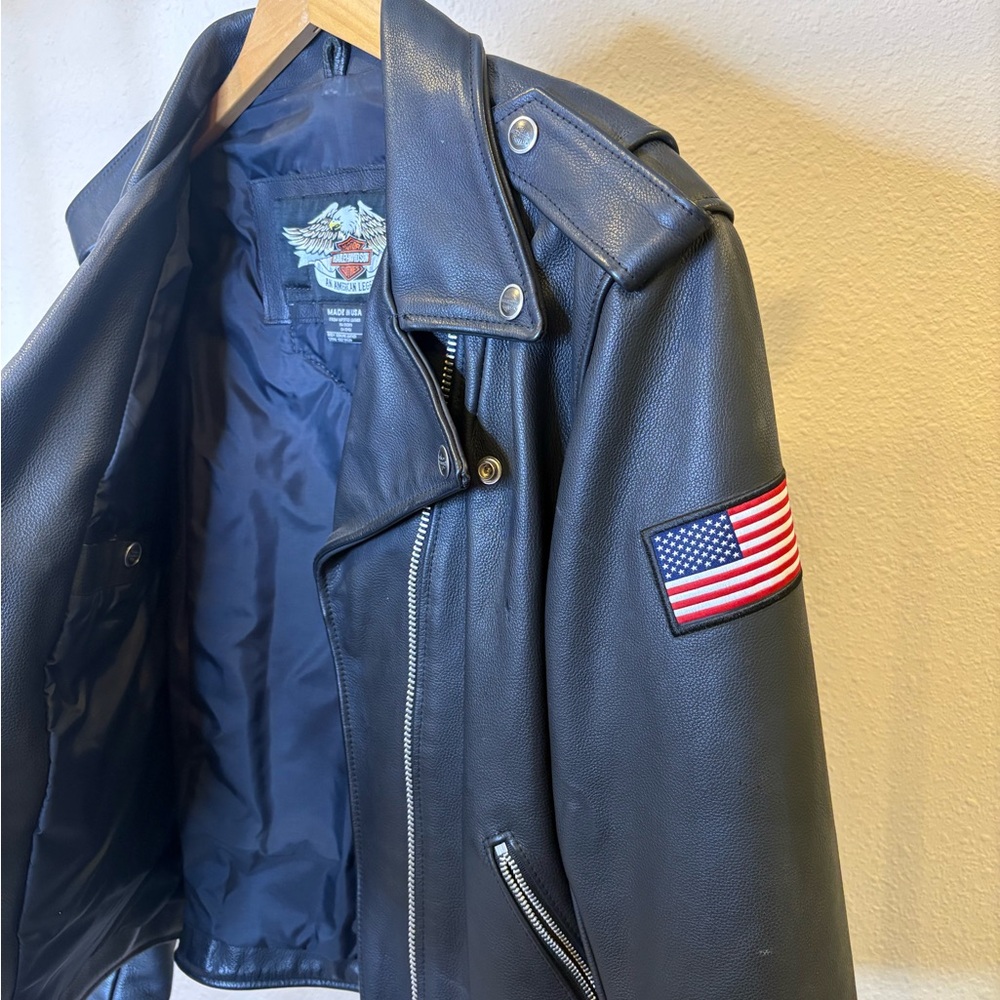 Harley-Davidson Black Leather Jacket with Flag Patch - Picture 4 of 7